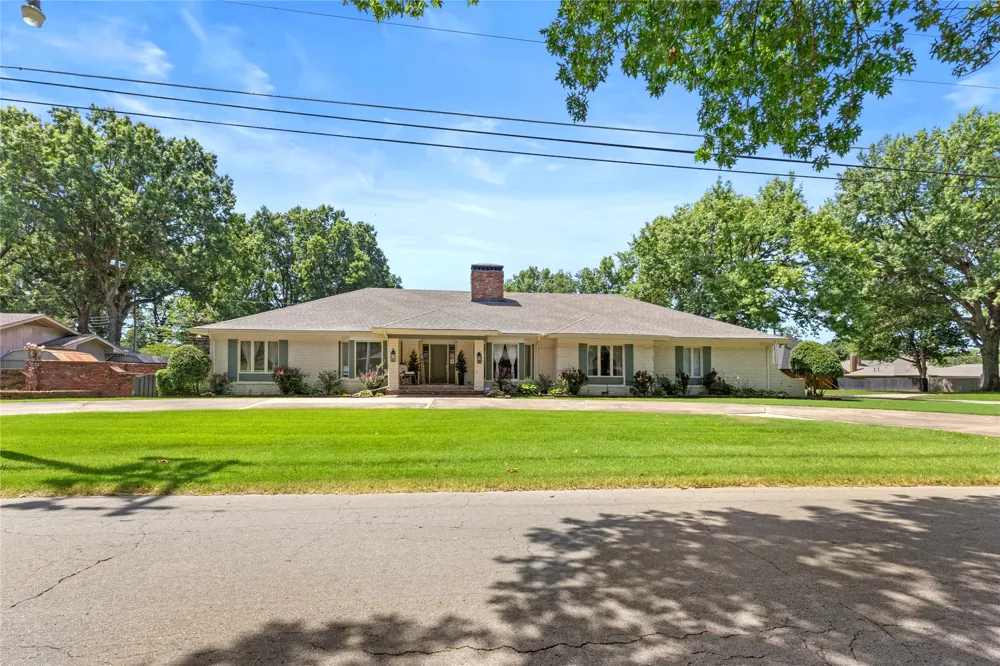 3501 Harris Avenue Muskogee, OK 74403