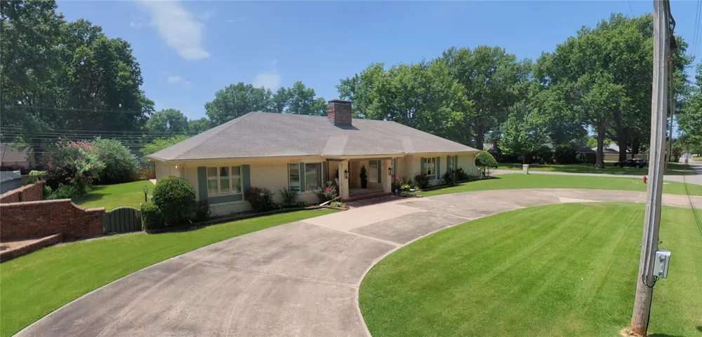 3501 Harris Avenue Muskogee, OK 74403