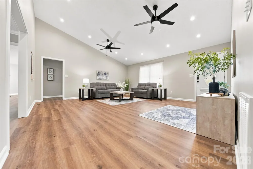 136 Cook Lane Hickory, NC 28601