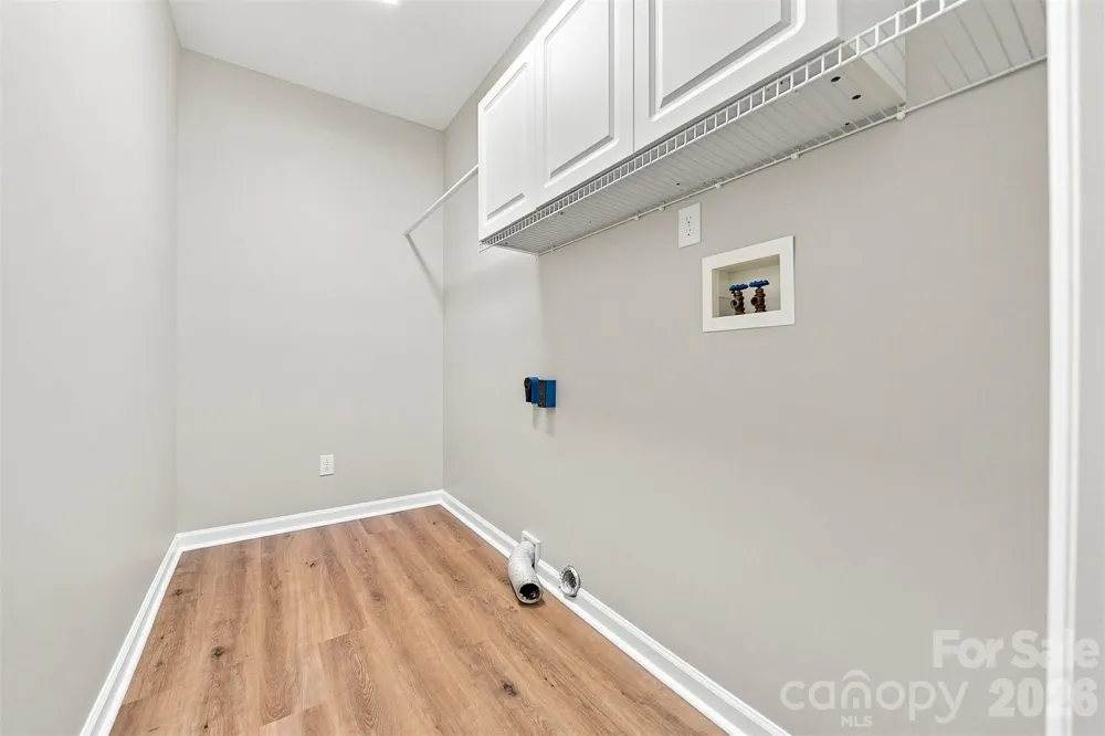136 Cook Lane Hickory, NC 28601