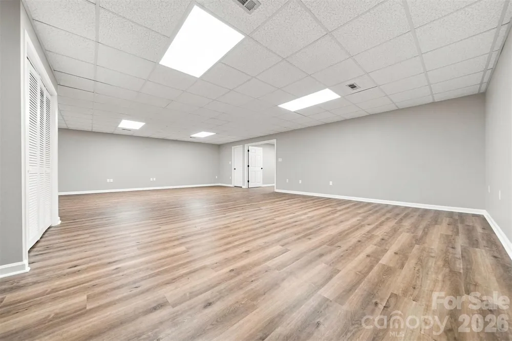 136 Cook Lane Hickory, NC 28601