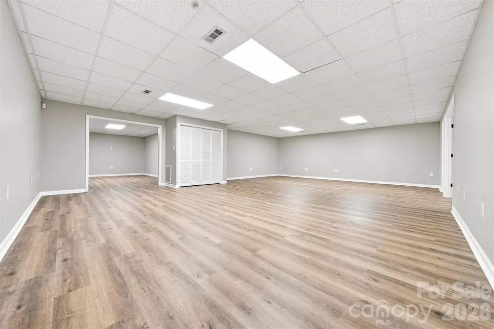 136 Cook Lane Hickory, NC 28601