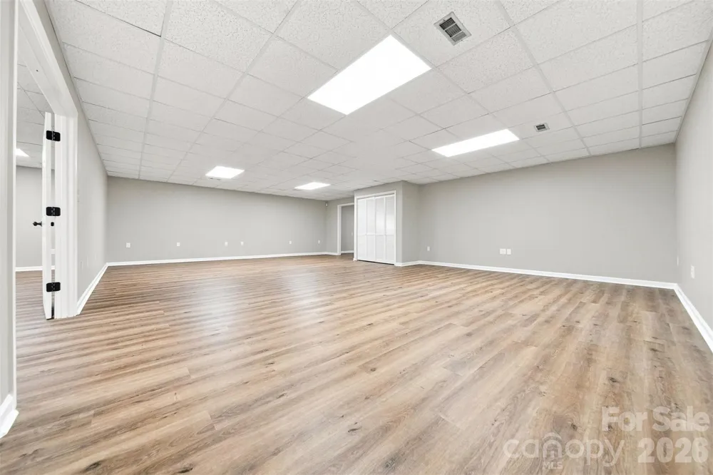 136 Cook Lane Hickory, NC 28601