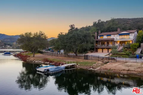 111 Lake Sherwood Drive