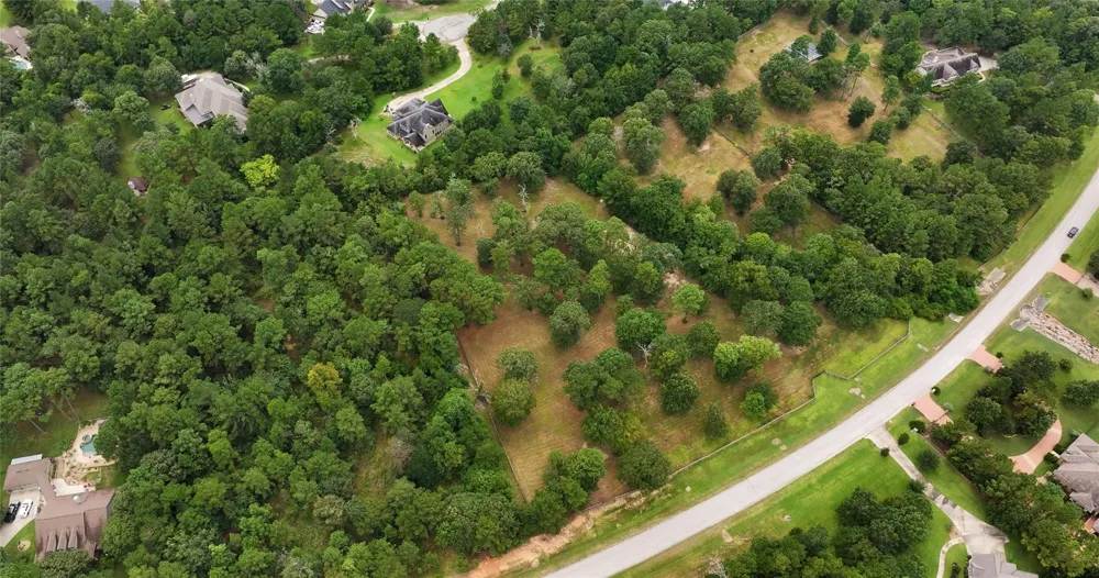 26161 Crown Ranch Boulevard Montgomery, TX 77316