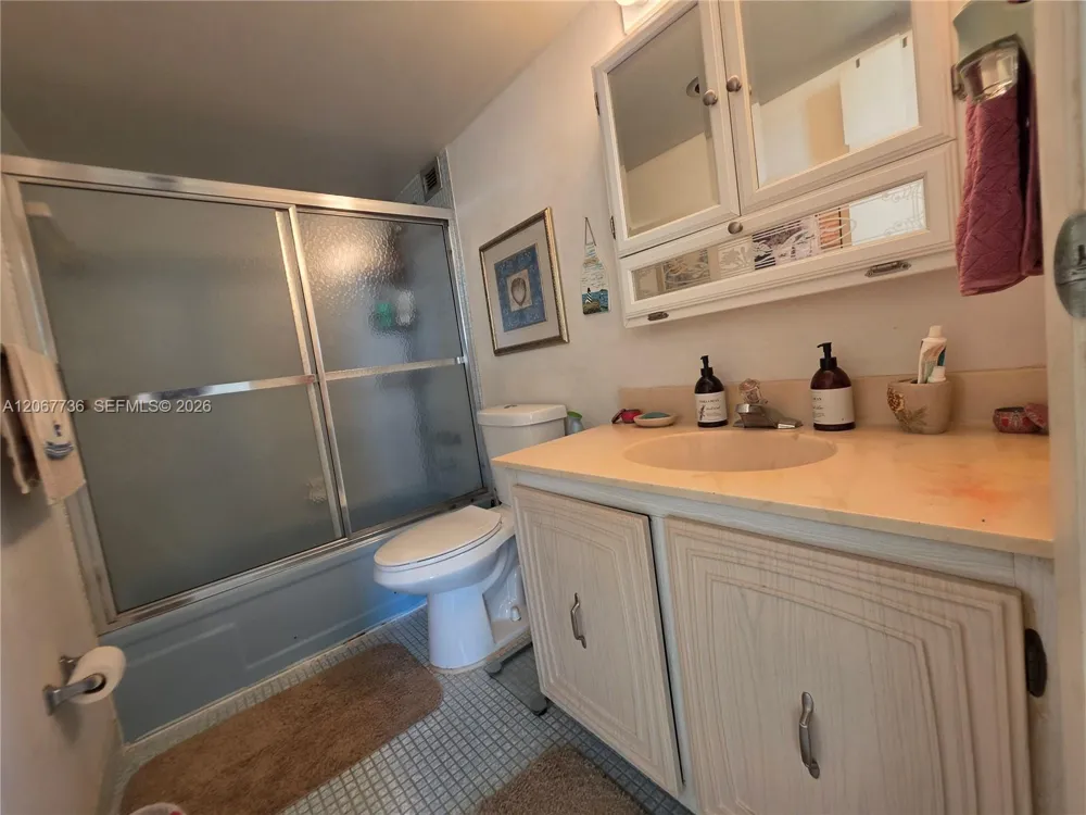 3771 Environ Blvd #649 Lauderhill, FL 33319