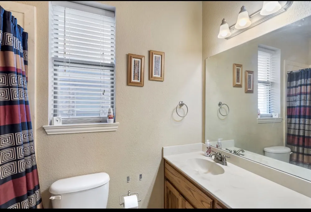 565 Griffith Drive Saginaw, TX 76179