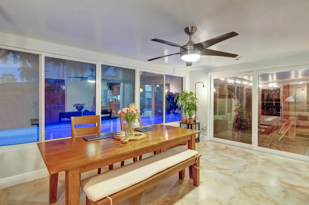 4670 NE 4TH AVENUE Oakland Park, FL 33334