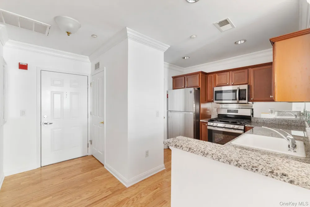 3214 Leeward Drive Haverstraw, NY 10927
