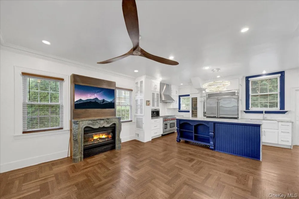 32 Deerfield Avenue Eastchester, NY 10709