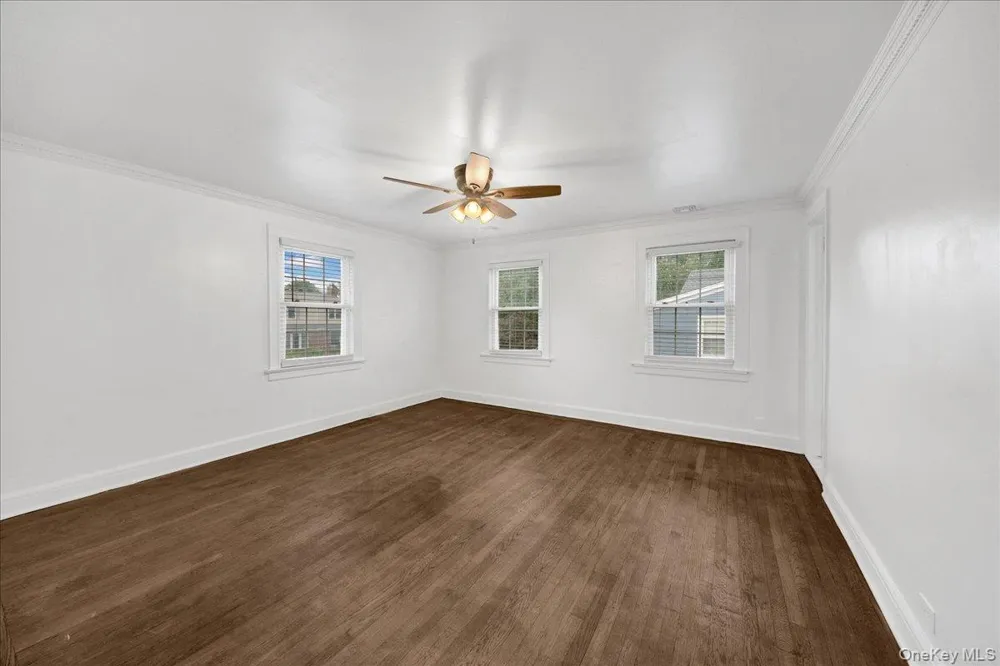 32 Deerfield Avenue Eastchester, NY 10709