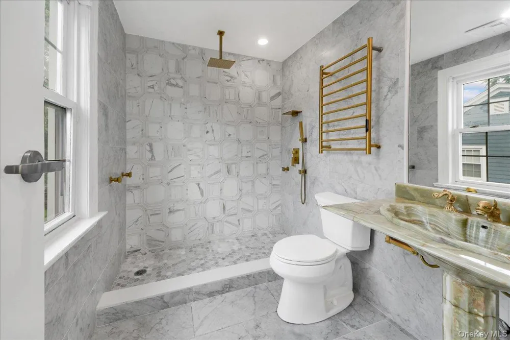 32 Deerfield Avenue Eastchester, NY 10709