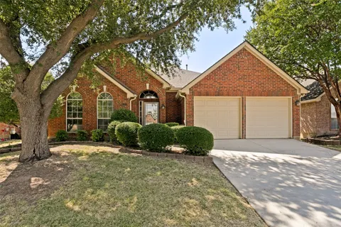 1609 Shadow Crest Drive