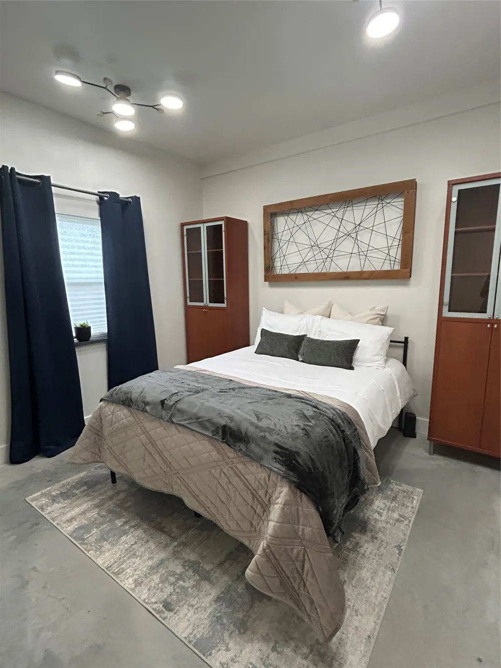 1841 Rs County Road 1402 Point, TX 75472