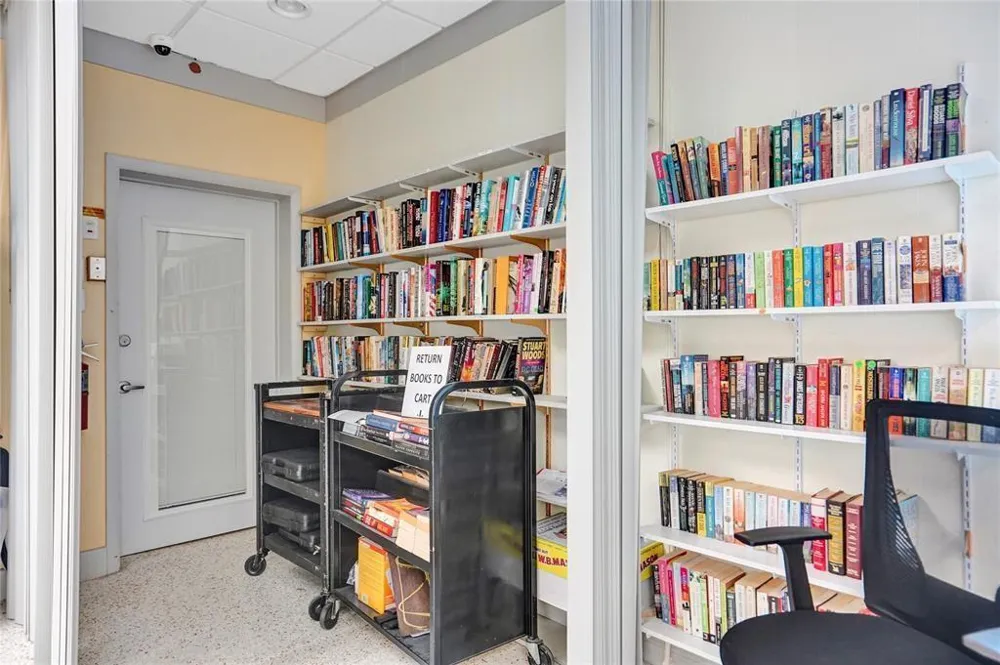 7105 NW 74th Place Tamarac, FL 33321