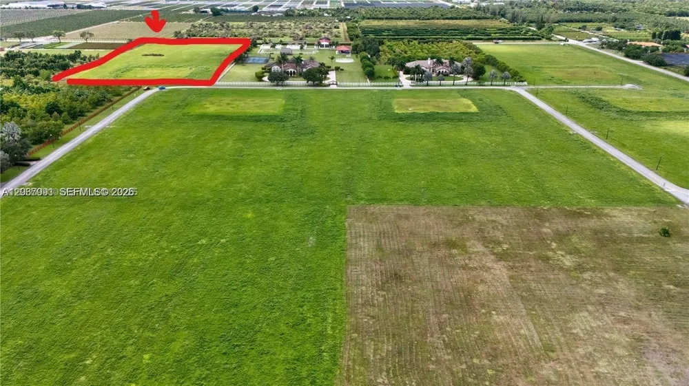 31510 SW 215 th AV Homestead, FL 33030