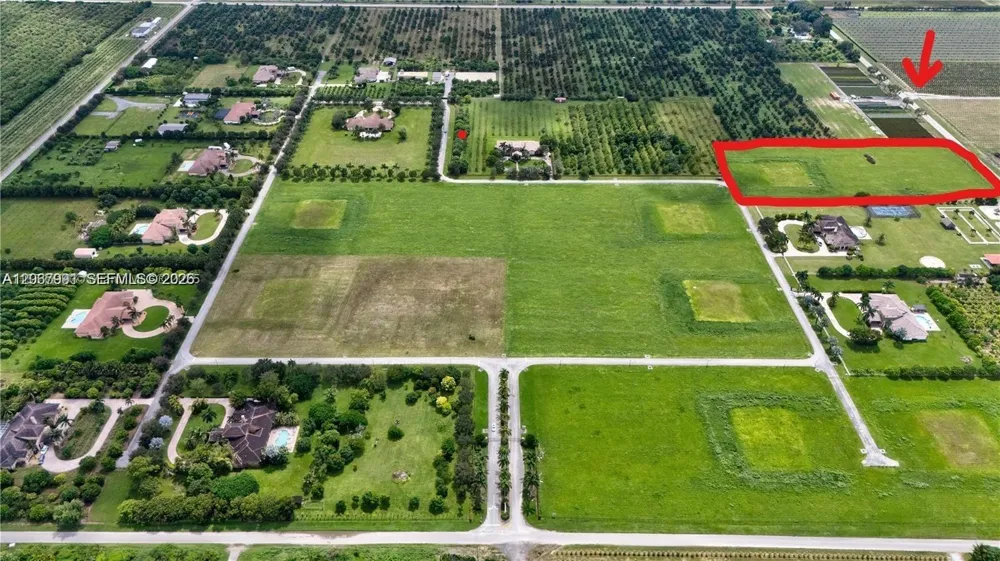 31510 SW 215 th AV Homestead, FL 33030