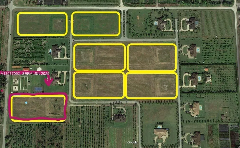 31510 SW 215 th AV Homestead, FL 33030