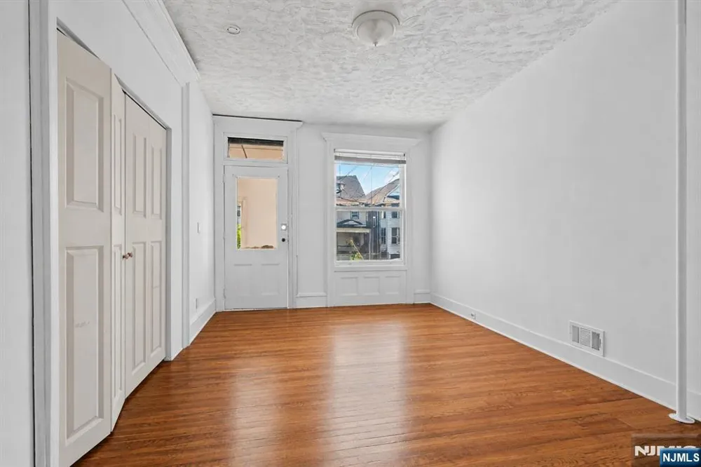 239-241 17th Avenue Paterson, NJ 07504