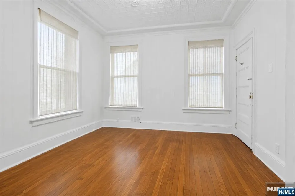 239-241 17th Avenue Paterson, NJ 07504