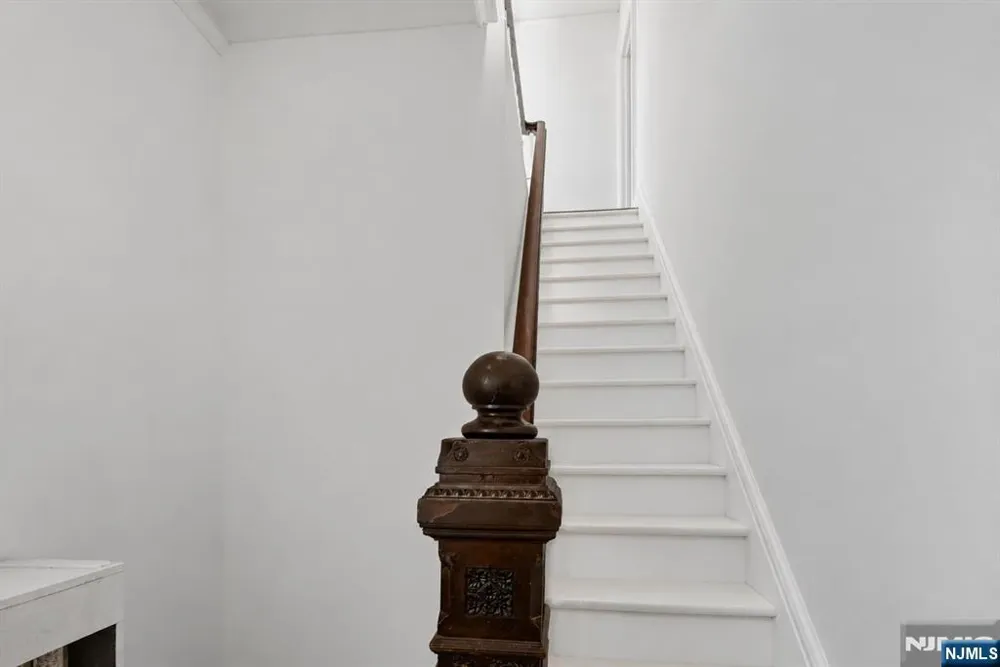 239-241 17th Avenue Paterson, NJ 07504