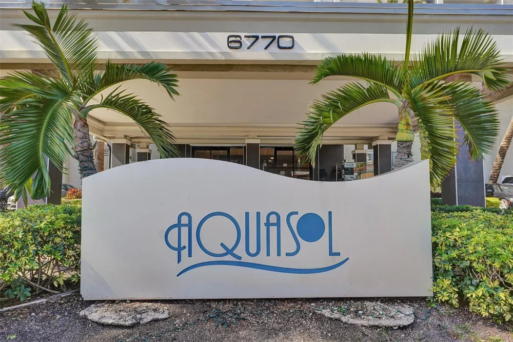 6770 Indian Creek Drive #10-R Miami Beach, FL 33141