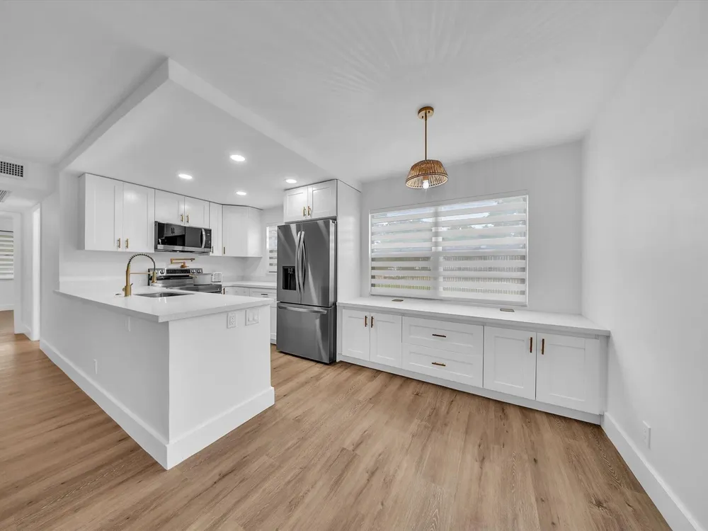 21 PRESCOTT B Deerfield Beach, FL 33442
