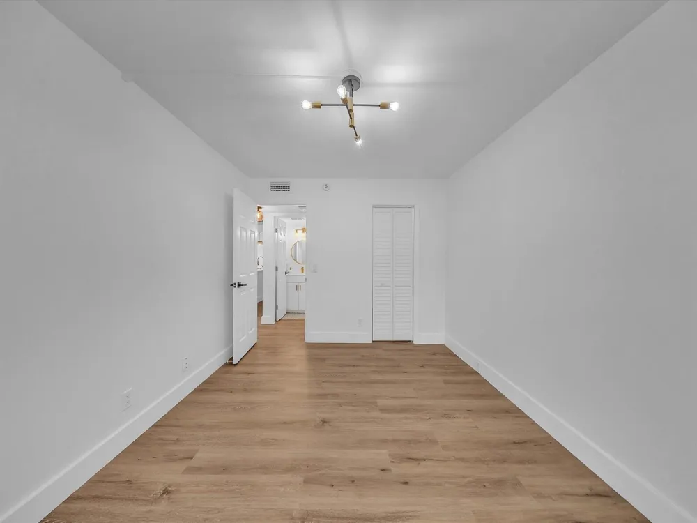 21 PRESCOTT B Deerfield Beach, FL 33442
