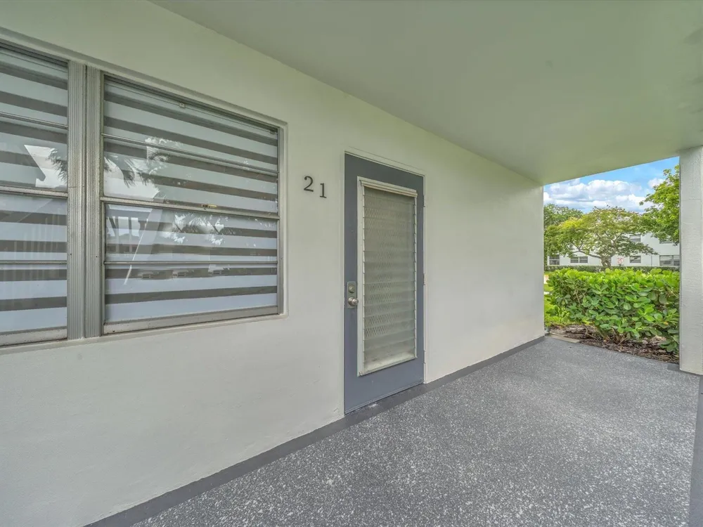 21 PRESCOTT B Deerfield Beach, FL 33442