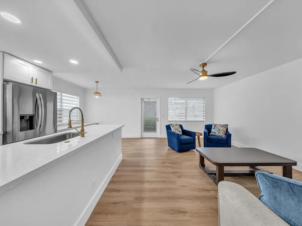 21 PRESCOTT B Deerfield Beach, FL 33442