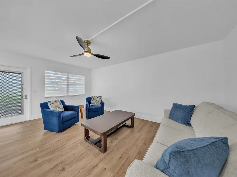 21 PRESCOTT B Deerfield Beach, FL 33442