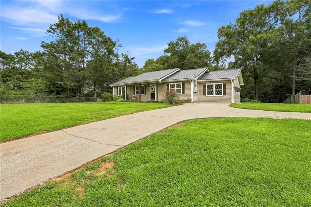 1015 Erwin Hill Church Road SE Calhoun, GA 30701