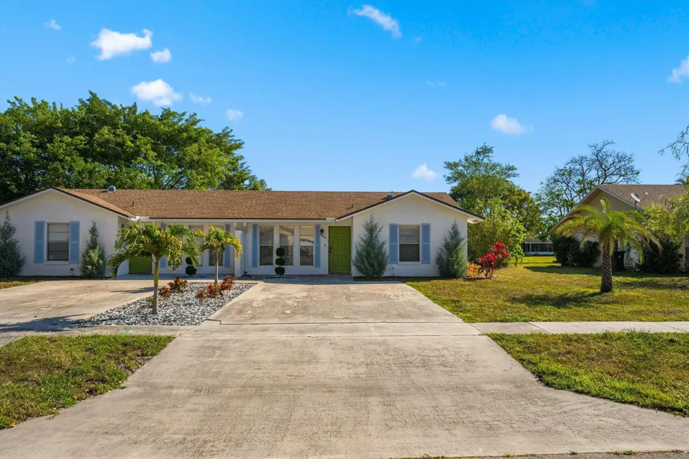 1494 Easthampton Circle Wellington, FL 33414