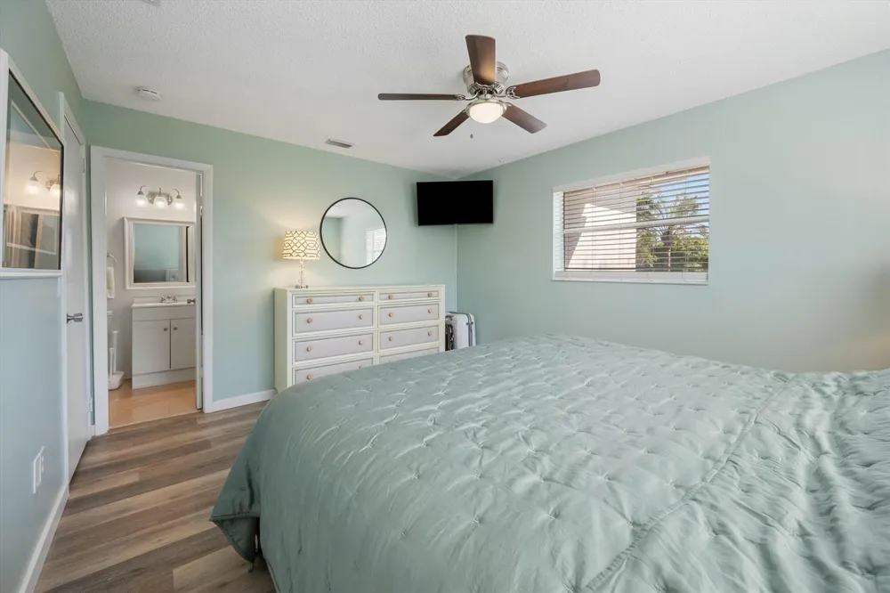 1494 Easthampton Circle Wellington, FL 33414