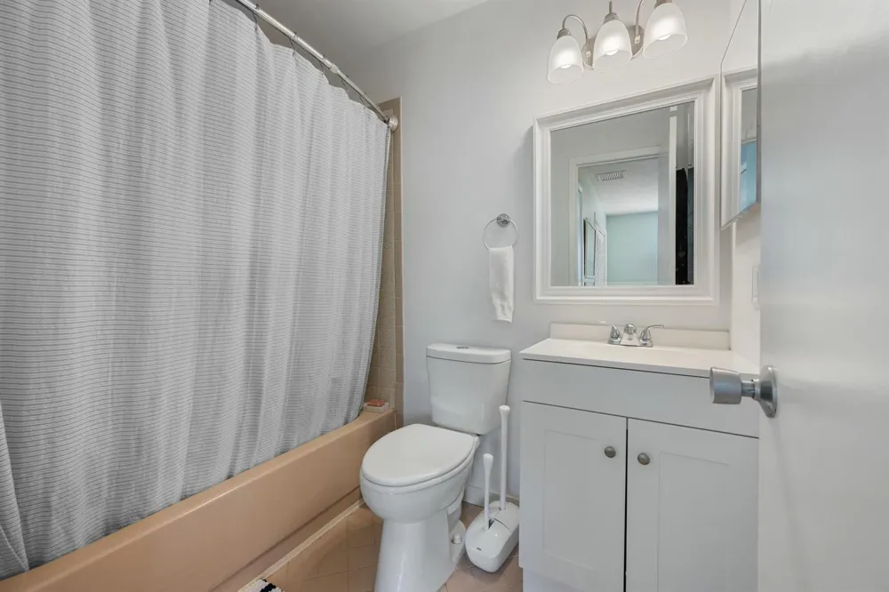 1494 Easthampton Circle Wellington, FL 33414