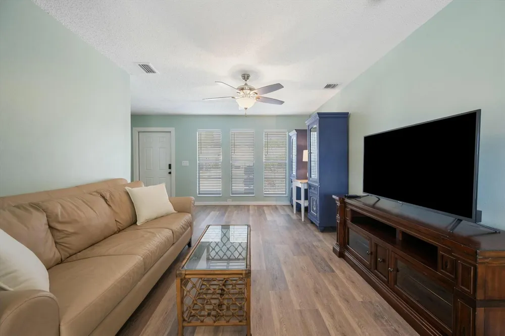 1494 Easthampton Circle Wellington, FL 33414