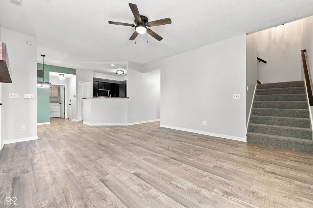 1344 Red Dunes Avon, IN 46123