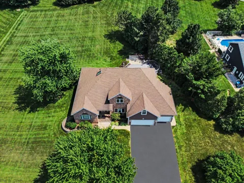 141 Kensington Drive