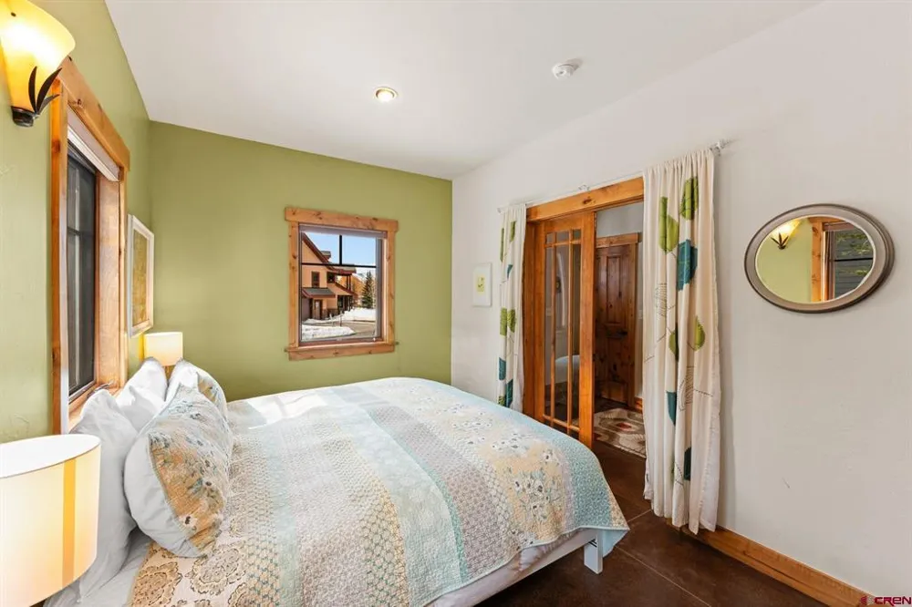 319 Larkspur Loop Crested Butte, CO 81224