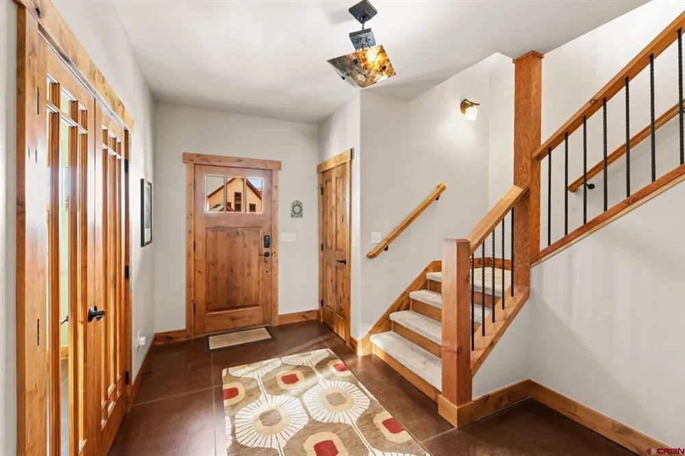 319 Larkspur Loop Crested Butte, CO 81224