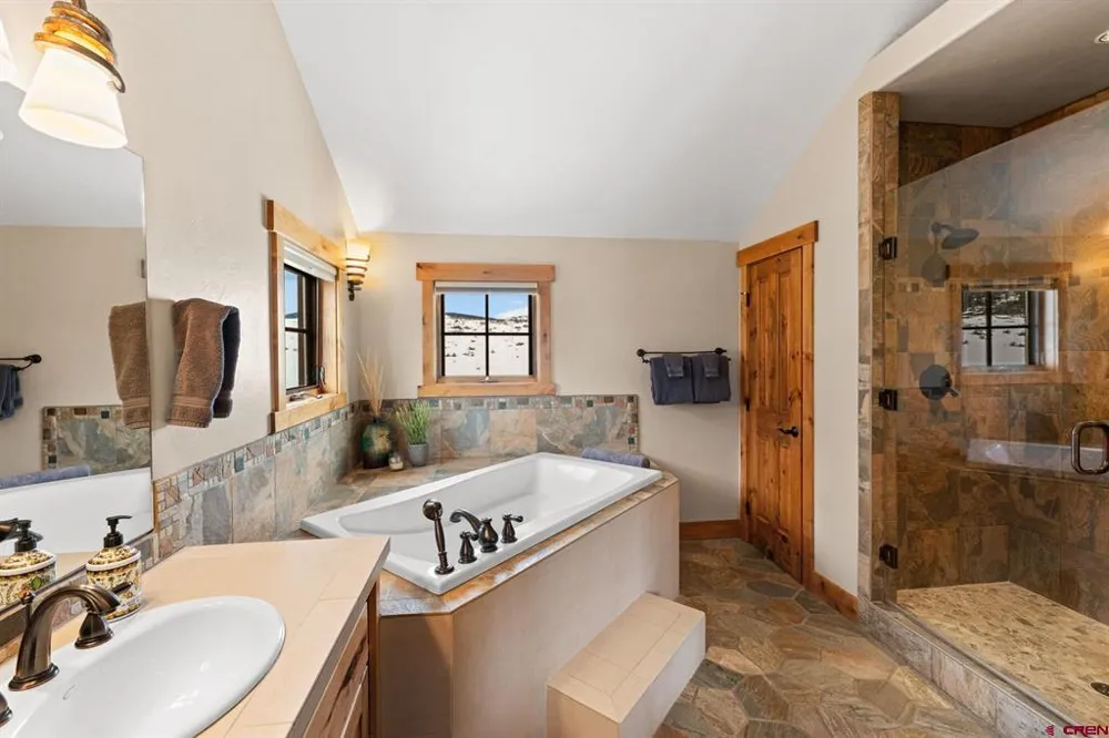 319 Larkspur Loop Crested Butte, CO 81224