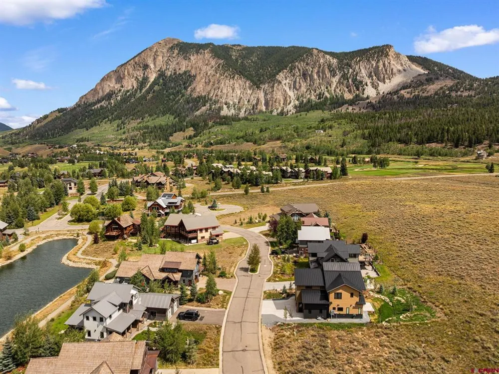 319 Larkspur Loop Crested Butte, CO 81224