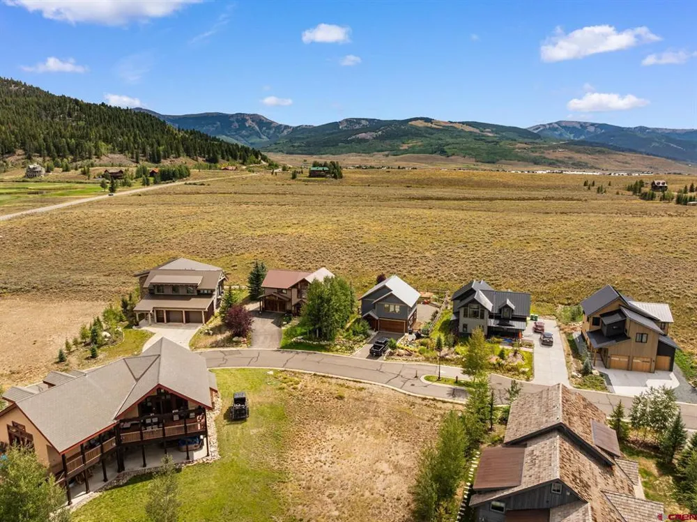 319 Larkspur Loop Crested Butte, CO 81224