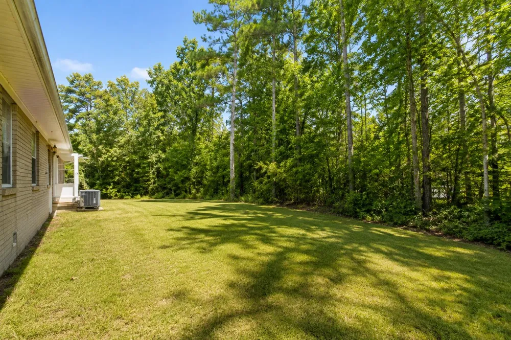 129 Hillwood Drive Dalton, GA 30721