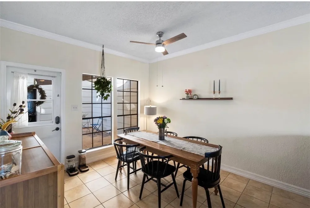 3025 Quail Springs #B-11 Corpus Christi, TX 78414