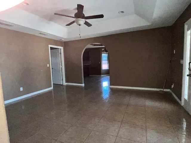 1115 Avenue A Bruni, TX 78344