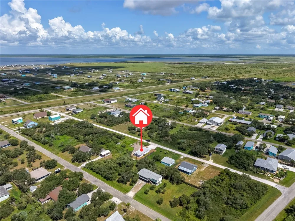 246 Post Oak Rockport, TX 78382