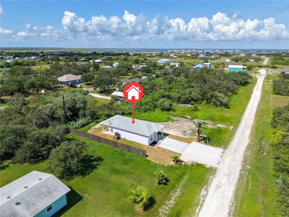 246 Post Oak Rockport, TX 78382