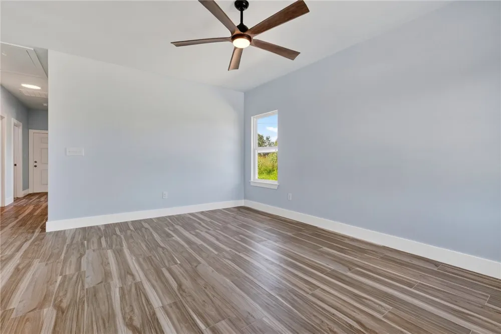 246 Post Oak Rockport, TX 78382