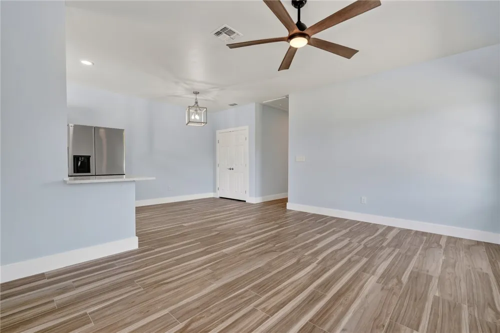 246 Post Oak Rockport, TX 78382
